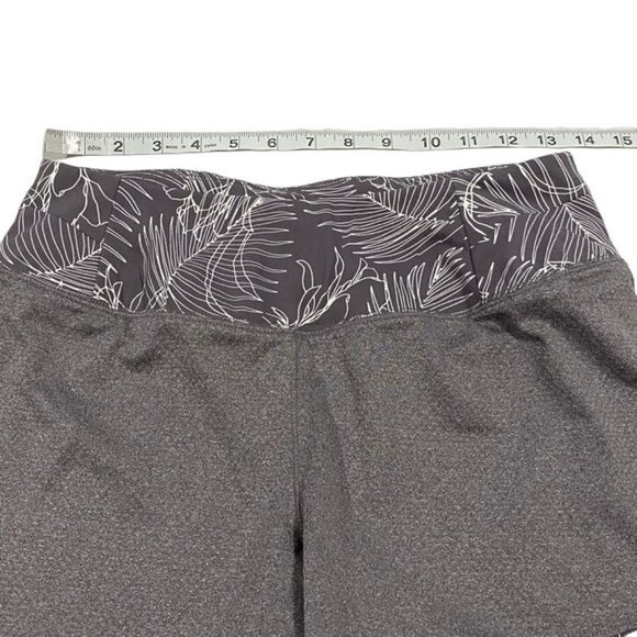 CALIA by Carrie Underwood Double Layer Short Breezy Palm Shark Print Small - Picture 10 of 10